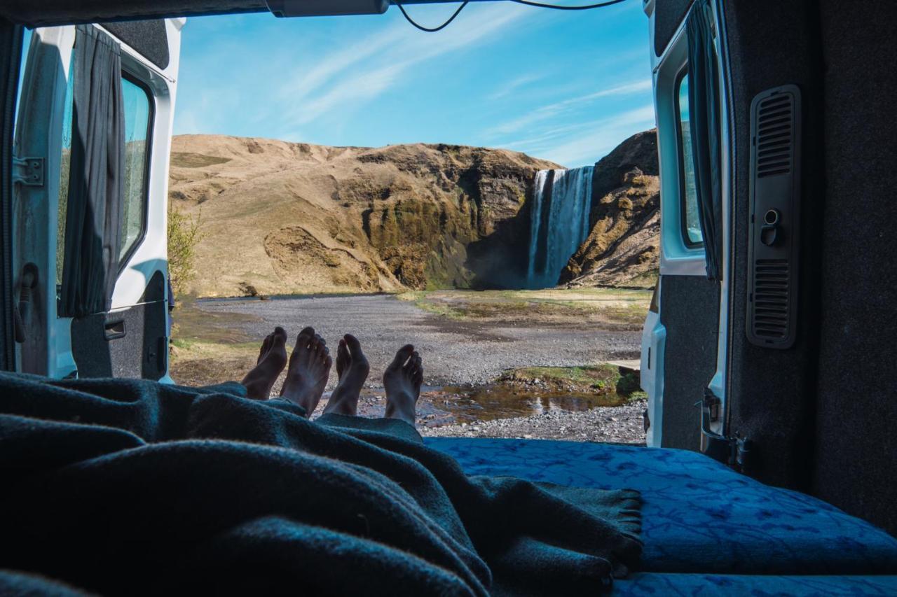 Kuku Campers - Campervans Кефлавик Экстерьер фото